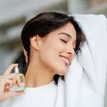 آیا اسپری عطر روی گردن خطر سرطان و ناباروری را افزایش می‌دهد؟ آنچه متخصصان می‌گویند